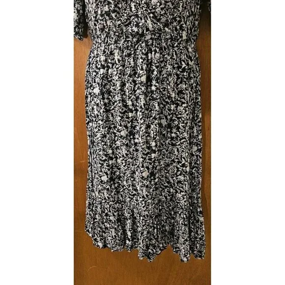 Lucky Brand Size M Blue & White Leaf Pattern Maxi Dress Lightweight Lined - Picture 3 of 9